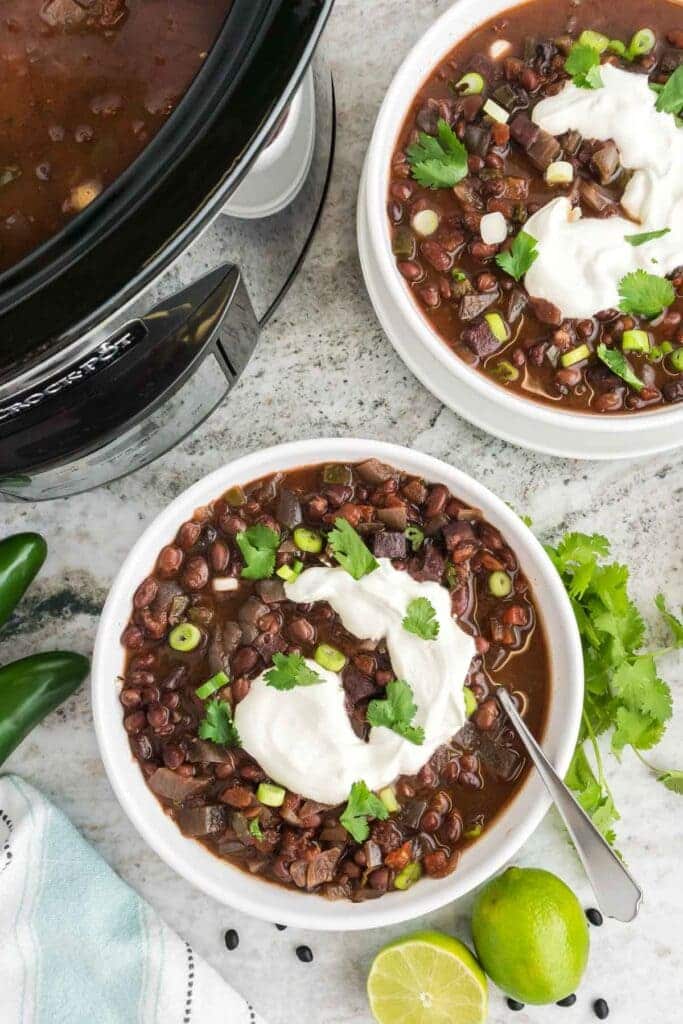 Easy Black Bean Crockpot Soup 