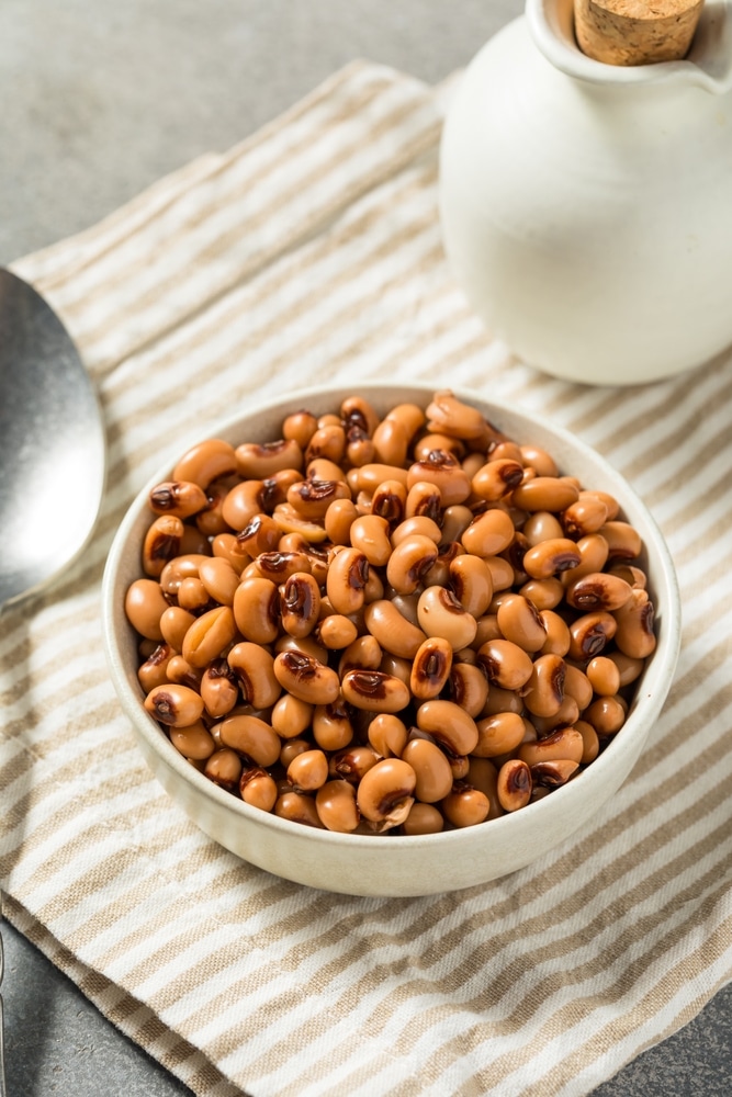 A view of black eyed peas boiled in a bowl