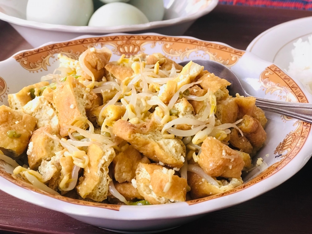 A view of a tofu vegan pasta